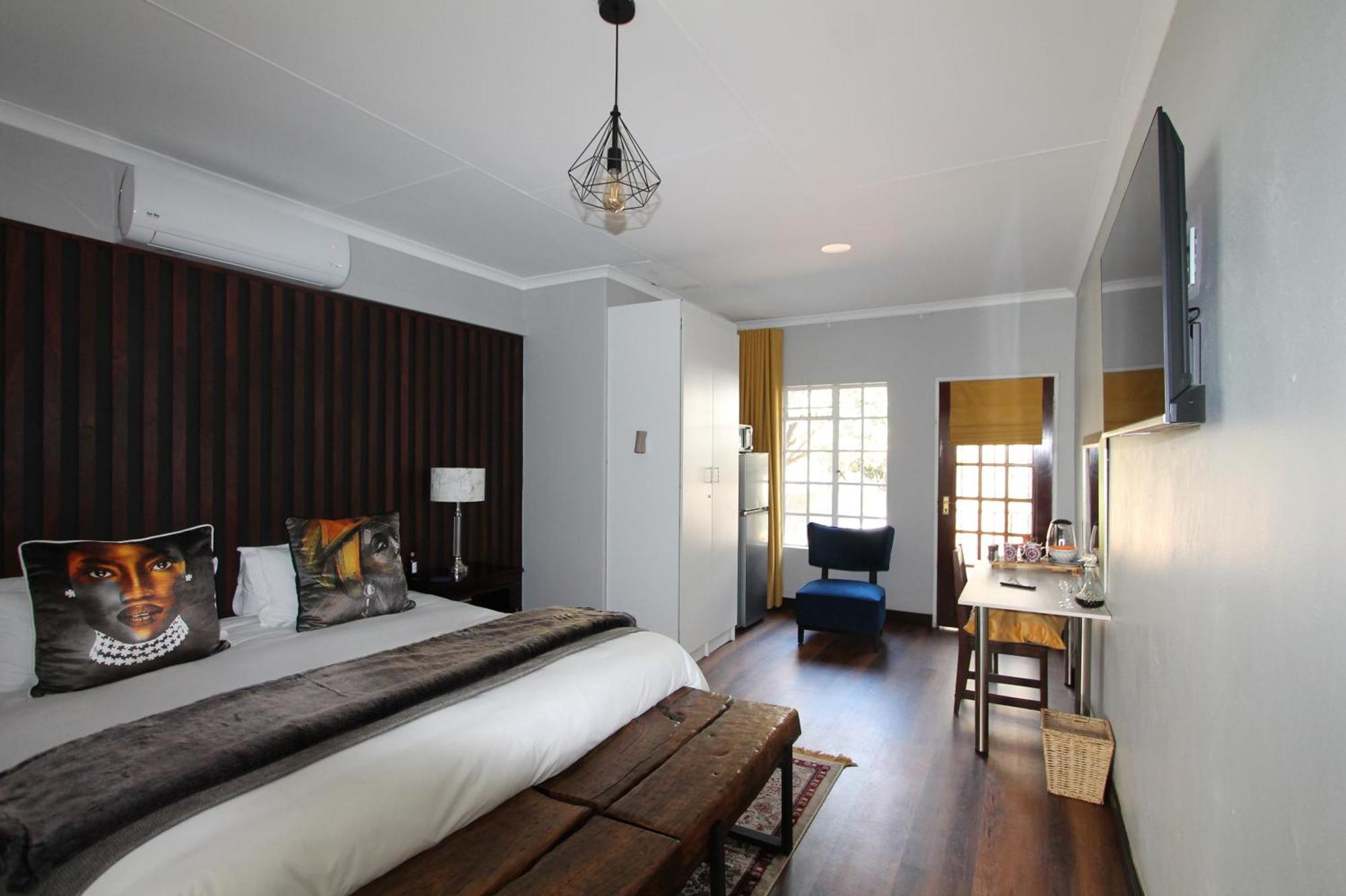 Wild Tree Lodge เบโนนิ ภายนอก รูปภาพ